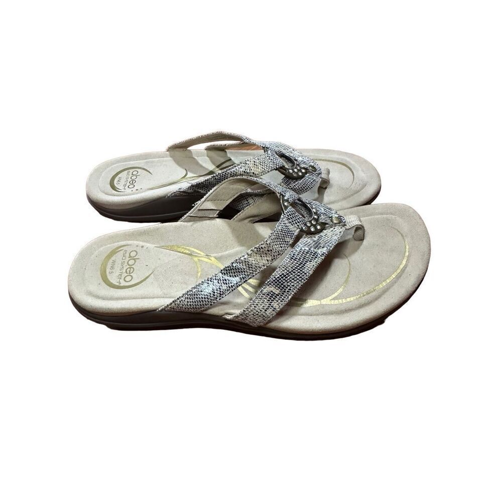 Abeo Sandals Womens 6.5 N Brenda Neutral Thong Sandals Snake Print Beige Open To